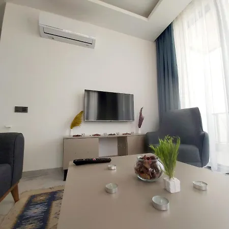 מלון דירות Ethica Luxury 4*