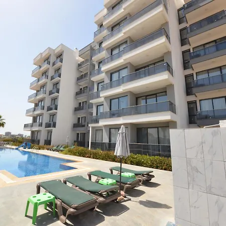 מלון דירות Ethica Luxury 4*