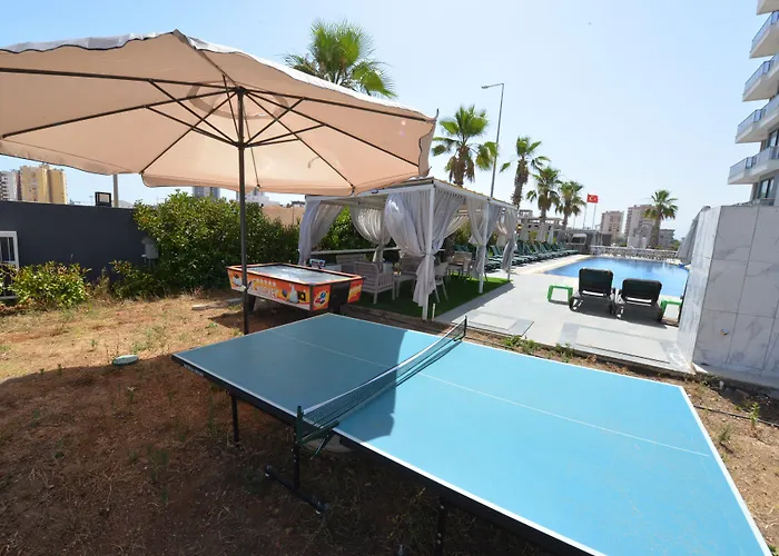 מלון דירות Ethica Luxury 4*