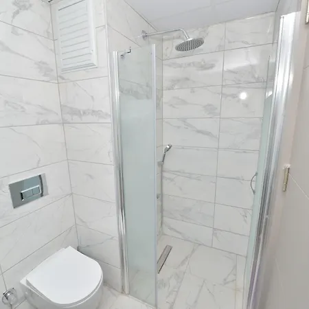 Ethica Luxury 4*