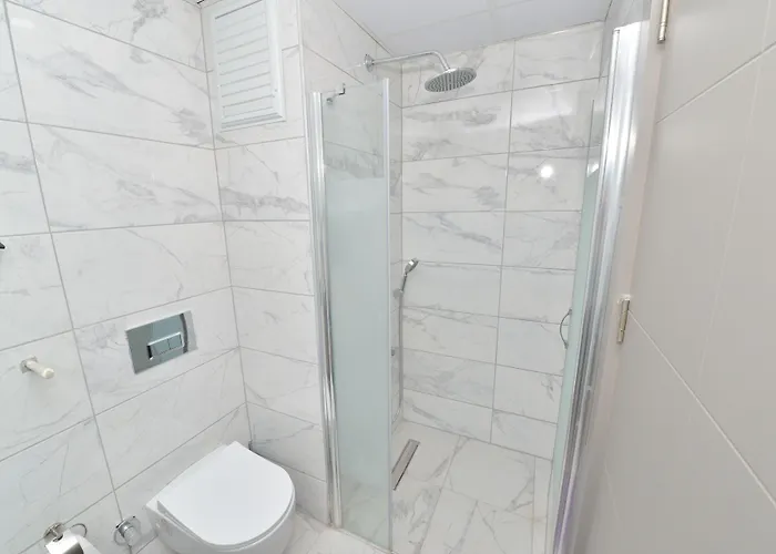 Ethica Luxury 4*